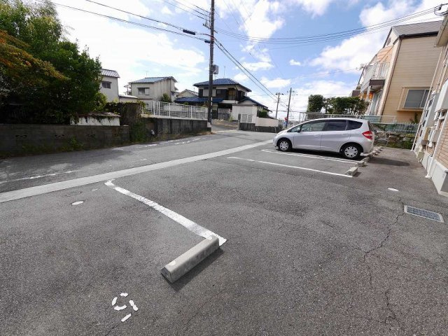 エクセランの駐車場