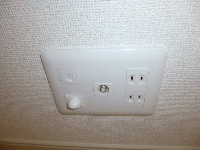 ブローテの設備|ＴＶジャック・電話モジュラー