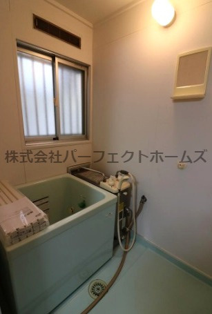 前川ハイツの浴室|日々の疲れを癒すお風呂付です