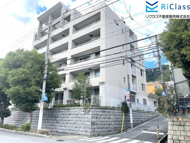メゾン神戸籠池通の外観|落ち着いた雰囲気の外観です