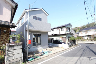 【前面道路含む現地写真】 | 東大和市蔵敷２丁目/新築戸建て