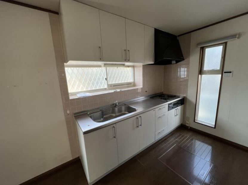 佐波郡玉村町五料　中古1280のキッチン