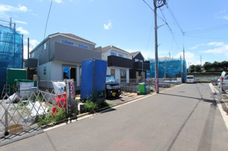 【前面道路含む現地写真】