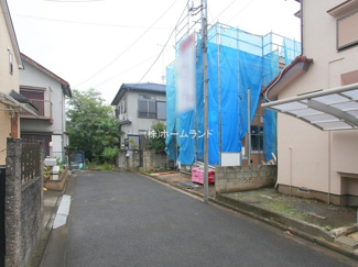 【前面道路含む現地写真】
