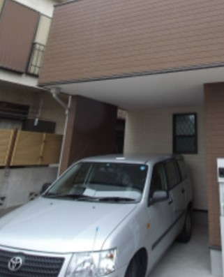 桃の駐車場