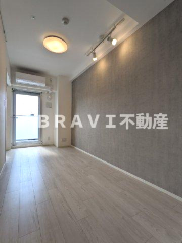 アーバス天満橋 BRAVI不動産の居間・リビング|【アーバス天満橋】