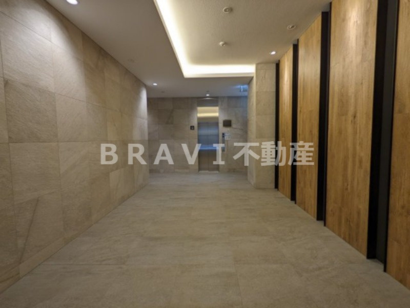 アーバス天満橋 BRAVI不動産のロビー|【アーバス天満橋】