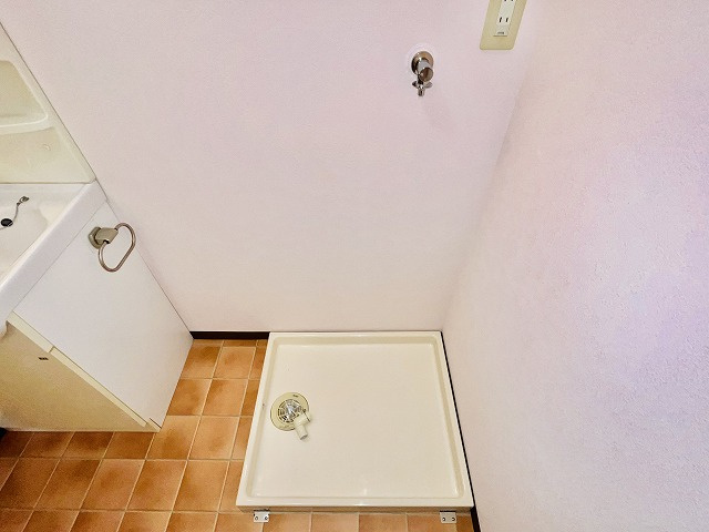 フローラル幸風の設備|室内洗濯機置き場
※反転の場合あり