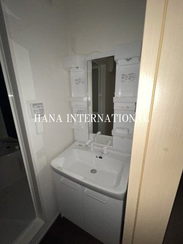 ルシェロ　パラッツォの洗面所