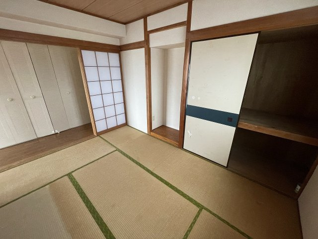 ＬＥＯ拾八番館の寝室