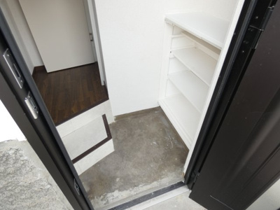 【玄関】 | 拝島貸家