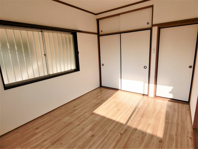 富士ハイツの洋室