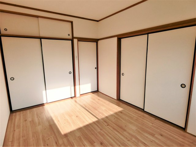 富士ハイツの洋室