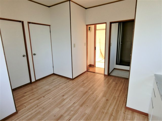 富士ハイツの居間・リビング