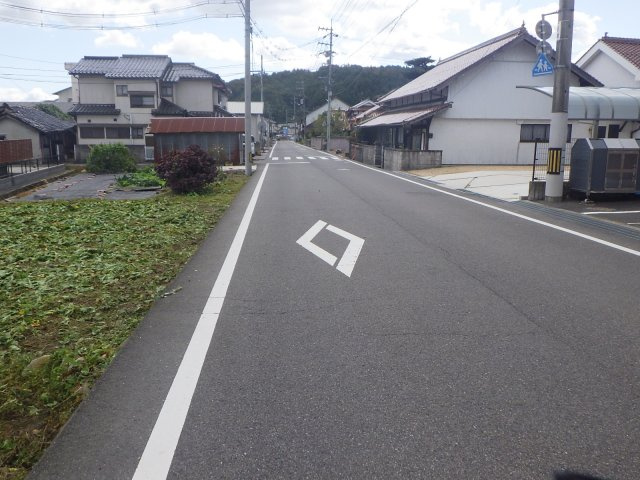 売土地　　北広島町今田の前面道路含む現地写真