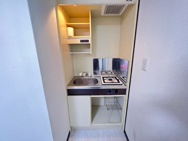 本多ビルディのキッチン|モデルルーム写真になります。