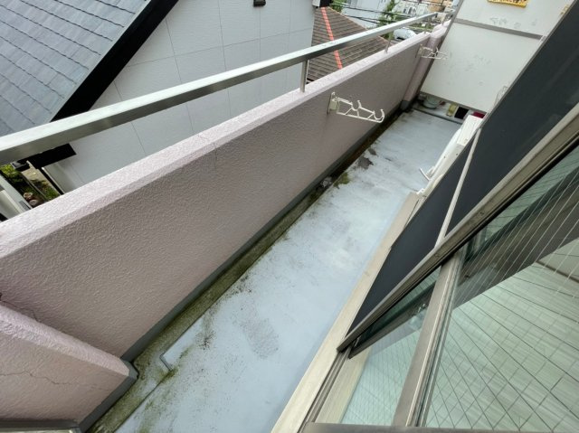 グランデール本多聞のバルコニー