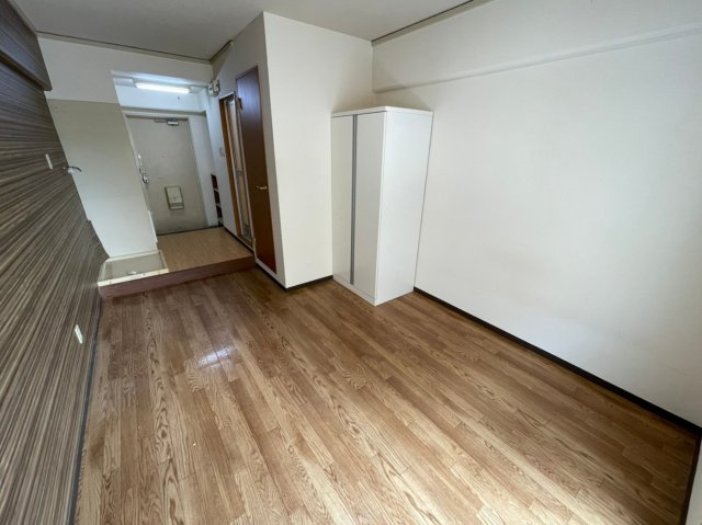 パルメゾン西脇の洋室