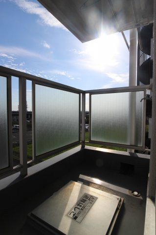 164ビルのバルコニー