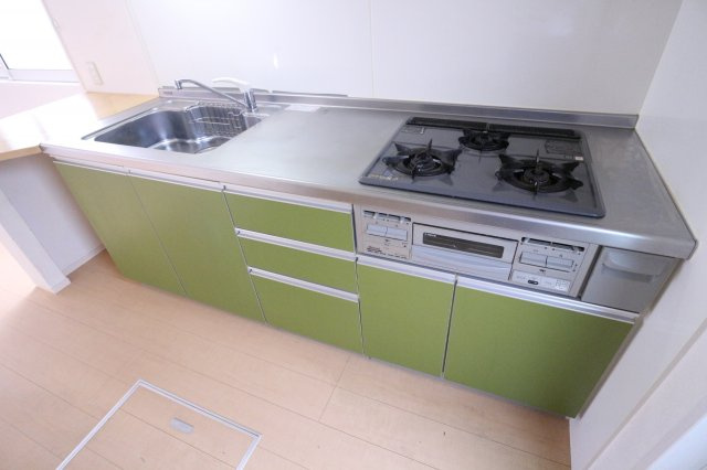 霞が丘４丁目戸建のキッチン