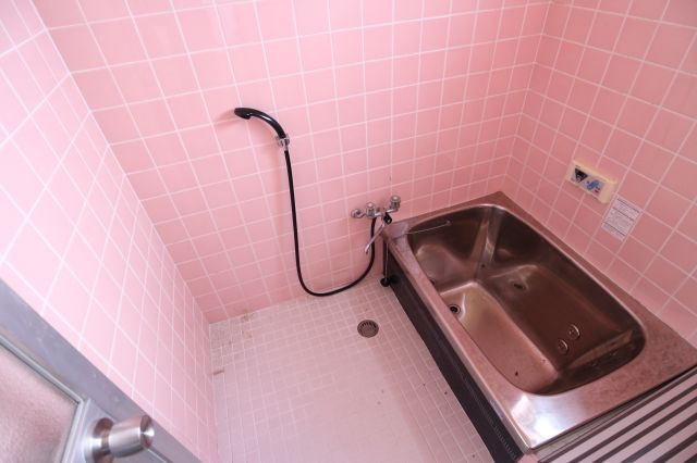 名谷町タウンハウスの浴室