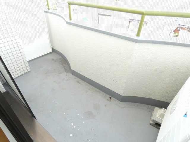 メゾンUQのバルコニー|メゾンUQ