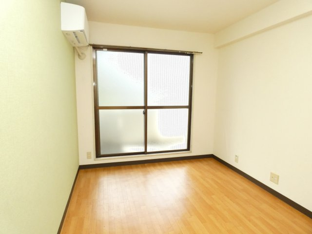 メゾンUQの洋室|メゾンUQ