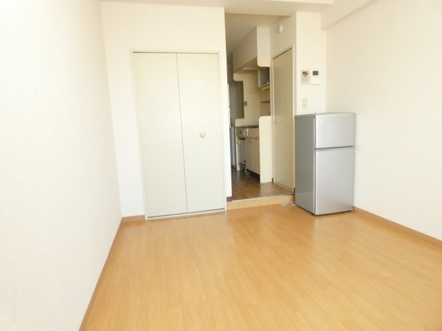 メゾンUQの居間・リビング|メゾンUQ