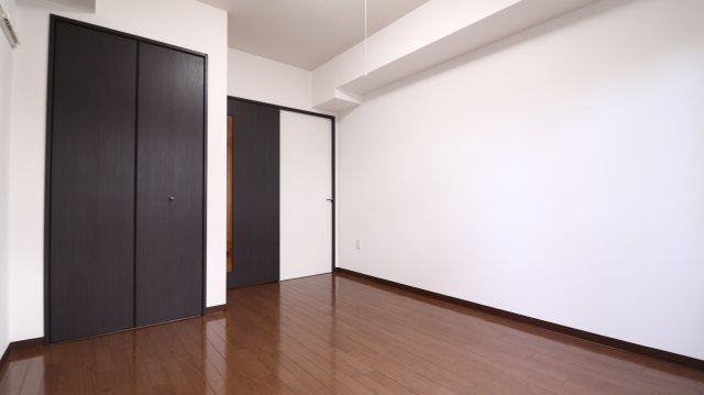 須磨南町ミオの内装