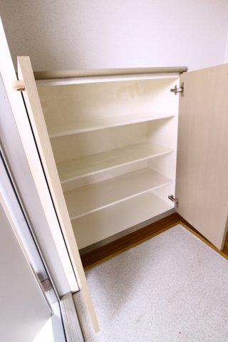 平成山手ハイツⅠの収納