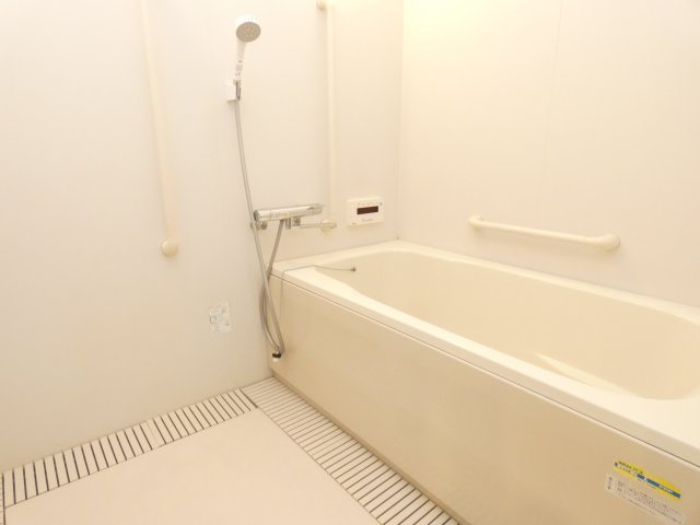 西鈴蘭台シティコートの浴室|西鈴蘭台シティコート