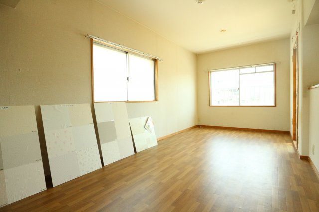 シティハイツ竜が岡の居間・リビング