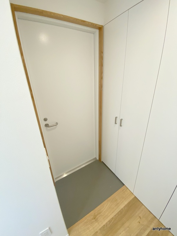 Kyobashi View Residence　仲介手数料無料の玄関