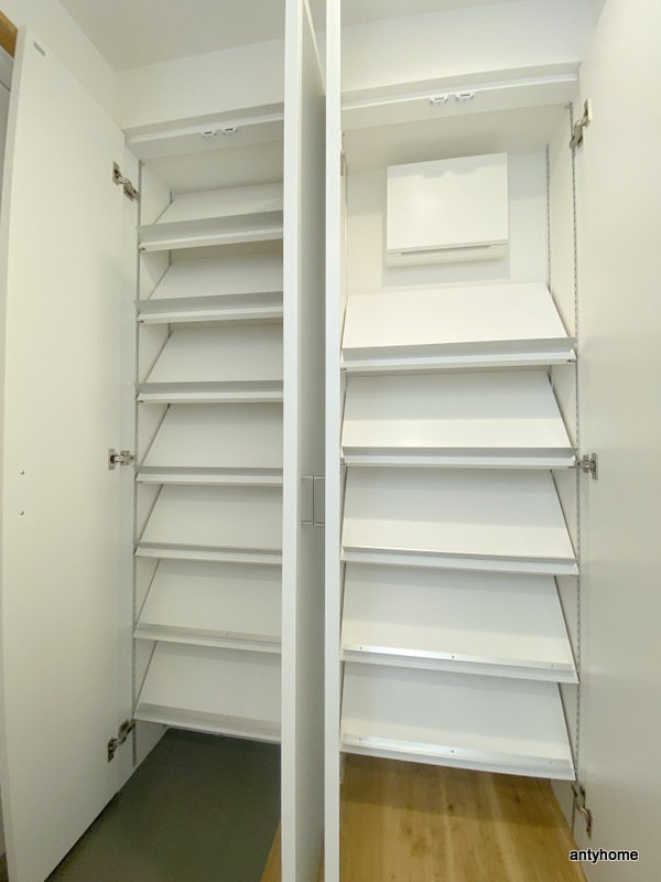 Kyobashi View Residence　仲介手数料無料の収納