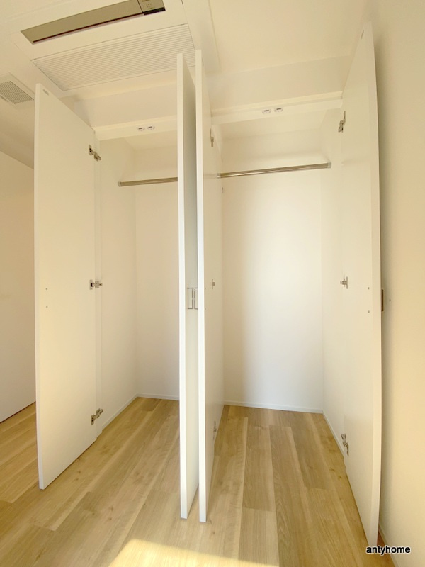 Kyobashi View Residence　仲介手数料無料の収納