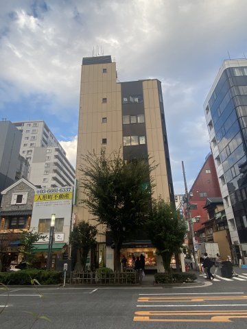 柴川ビルの外観