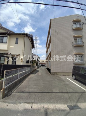 【駐車場】 | アーバンライフ豊橋 | 駐車スペースもあります