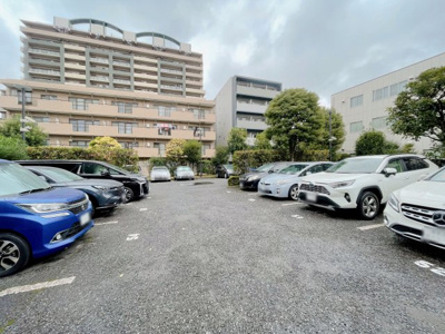 【駐車場】 | モアクレスト西台 | 駐車場は嬉しい平置きタイプ♪※空き状況はお問い合わせ下さい