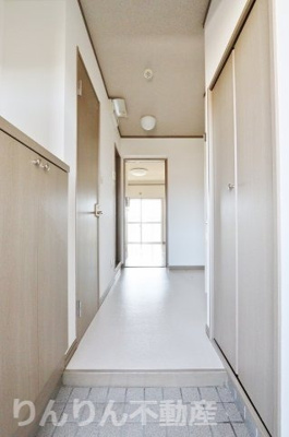 【玄関】 | エクシード山城 | 玄関です