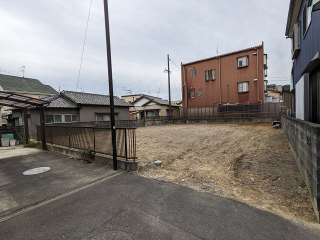 売土地　駿河区鎌田の外観|土地74.5５坪。お届けしたかったのはこのゆとり。