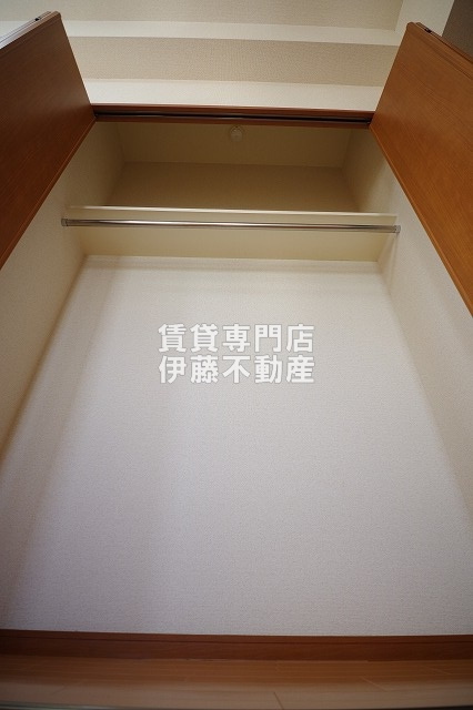 グランデ城西の収納