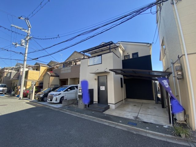 門真市下馬伏町　中古戸建ての外観|■きれいな外観ですよ♪