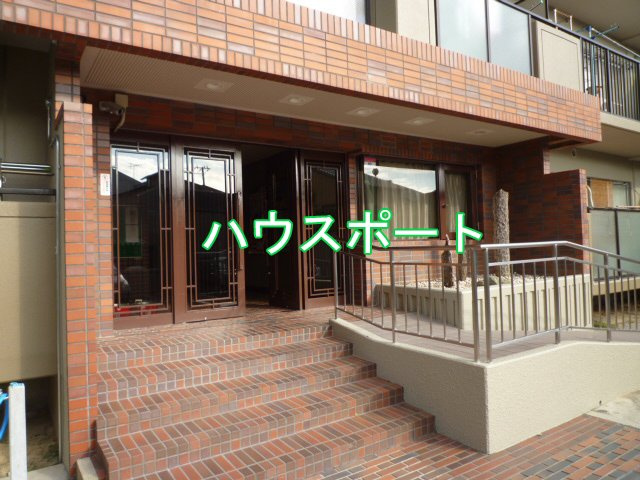 【エントランス】 | フローラハイツ太秦