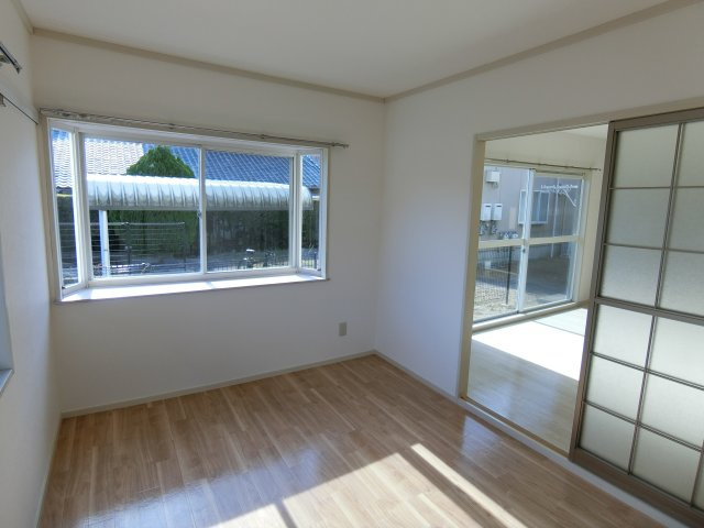 コリーナ蜆塚Aの洋室