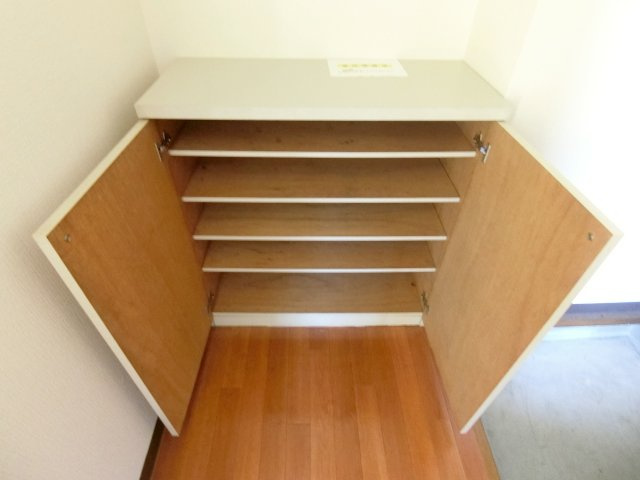 コリーナ蜆塚Aの収納