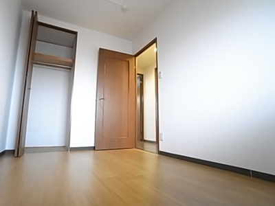 【寝室】 | グラン・ドミール