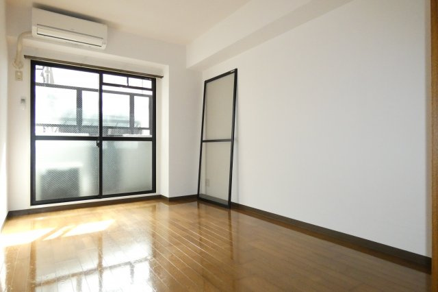 【寝室】 | コスモコート大南