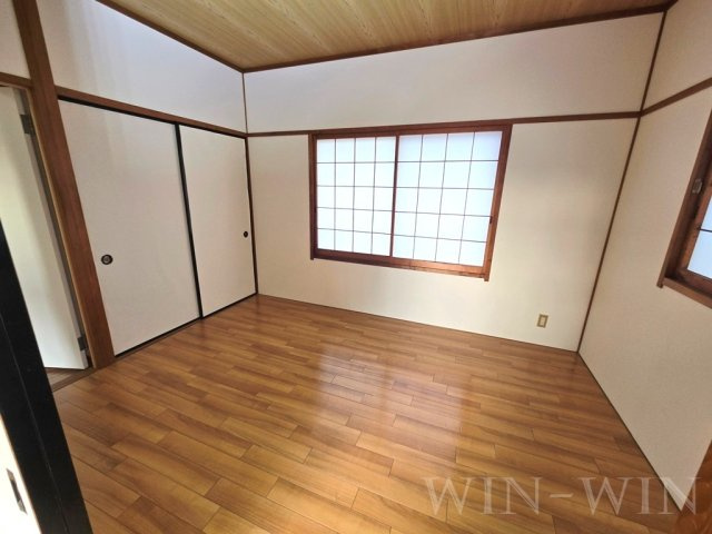 三栄マンションの寝室