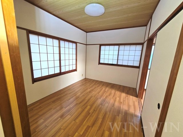 三栄マンションの寝室