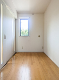 【洋室】 | シャイニングハウス石岡